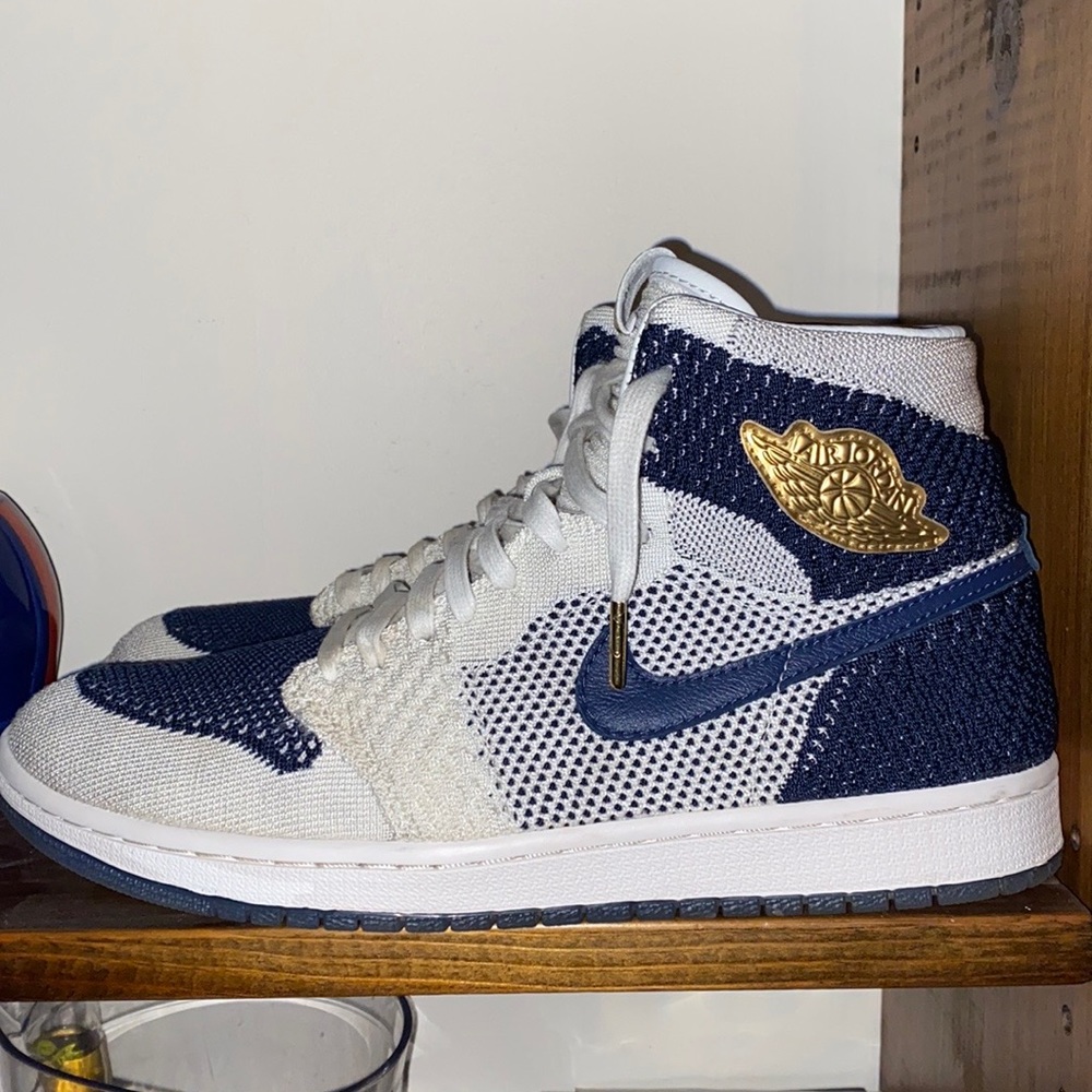 Jordan 1 Retro High Flyknit Derek Jeter “RE2PECT”